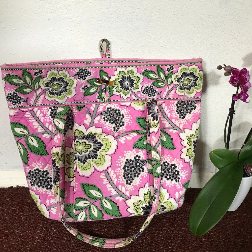 Vera Bradley Floral Bag!!!!